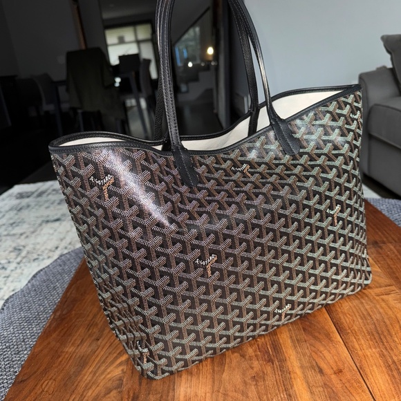 Goyard St. Louis PM Tote Bag - Picture 2 of 16